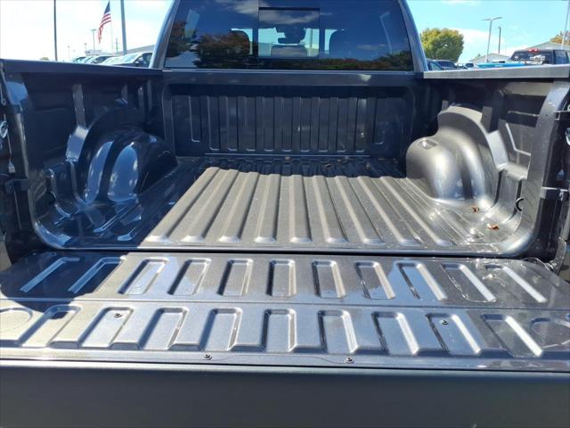 2026 Ram 1500 Express Crew Cab 4x4 57 Box