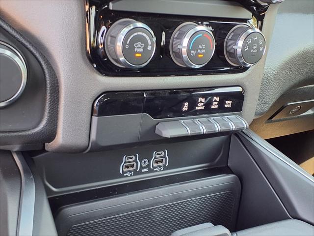 2026 Ram 1500 Express Crew Cab 4x4 57 Box