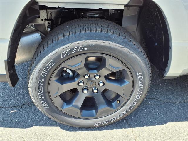 2026 Ram 1500 Express Crew Cab 4x4 57 Box