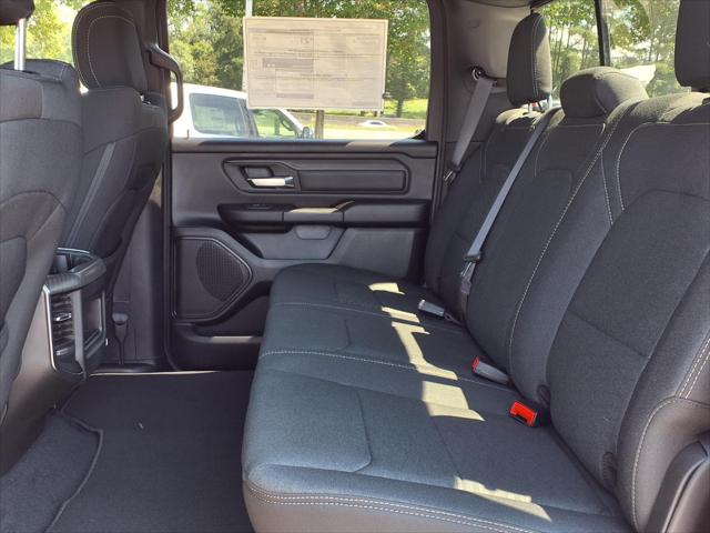 2026 Ram 1500 Express Crew Cab 4x4 57 Box