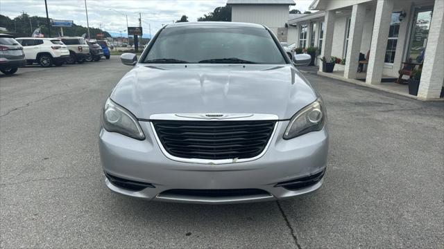 2013 Chrysler 200 Touring