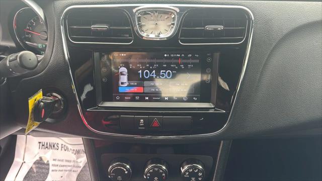 2013 Chrysler 200 Touring