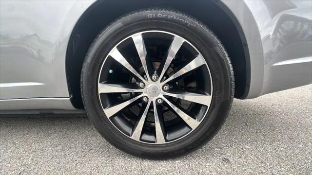 2013 Chrysler 200 Touring