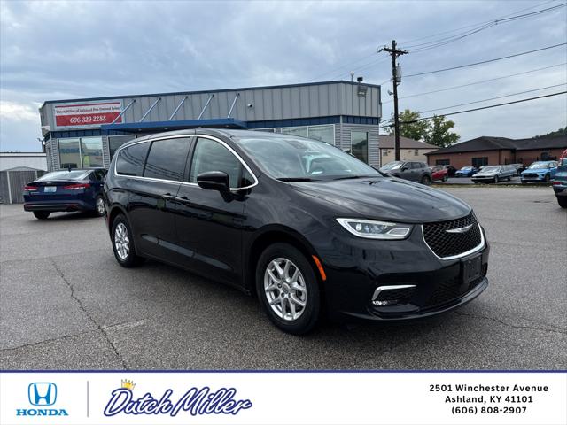 2024 Chrysler Pacifica Touring L for sale in Ashland, KY