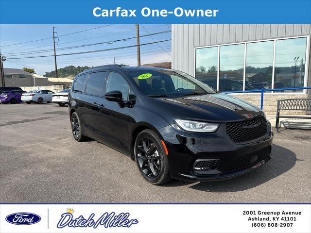 2025 Chrysler Pacifica Limited for sale in Ashland, KY