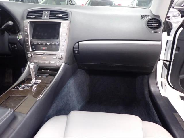 2011 Lexus IS 250C 2dr Conv