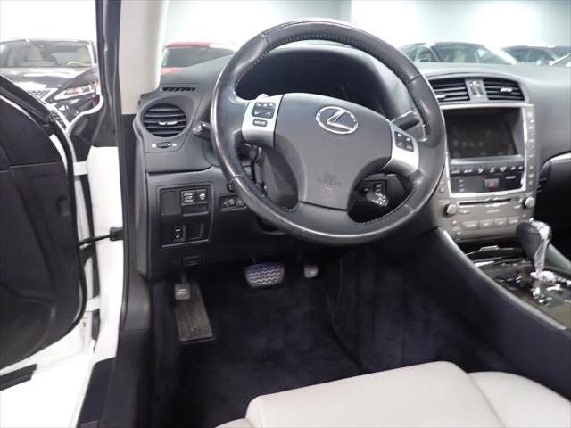 2011 Lexus IS 250C 2dr Conv