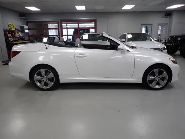 2011 Lexus IS 250C 2dr Conv