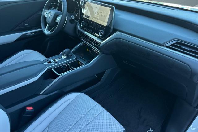 2026 Lexus TX 350 F SPORT Handling