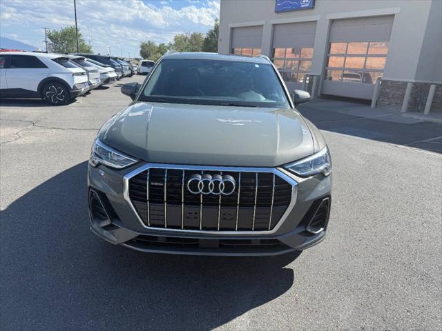 2025 Audi Q3 Premium 45 TFSI S line quattro Tiptronic