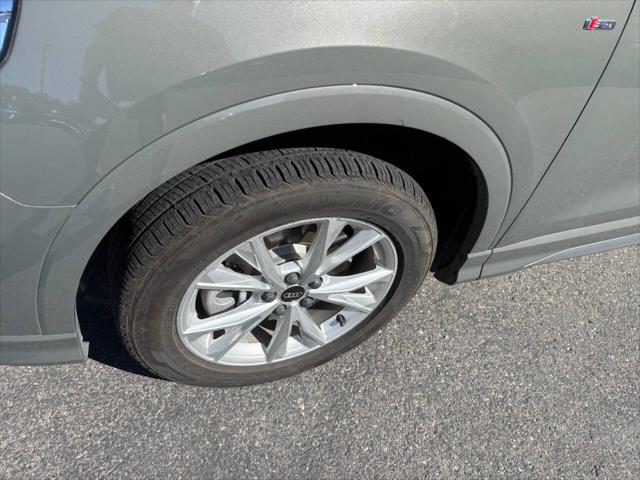 2025 Audi Q3 Premium 45 TFSI S line quattro Tiptronic