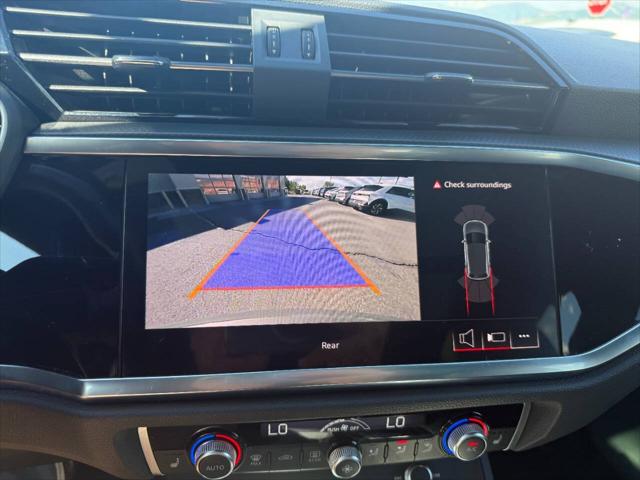 2025 Audi Q3 Premium 45 TFSI S line quattro Tiptronic
