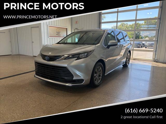 2024 Toyota Sienna LE for sale in Hudsonville, MI