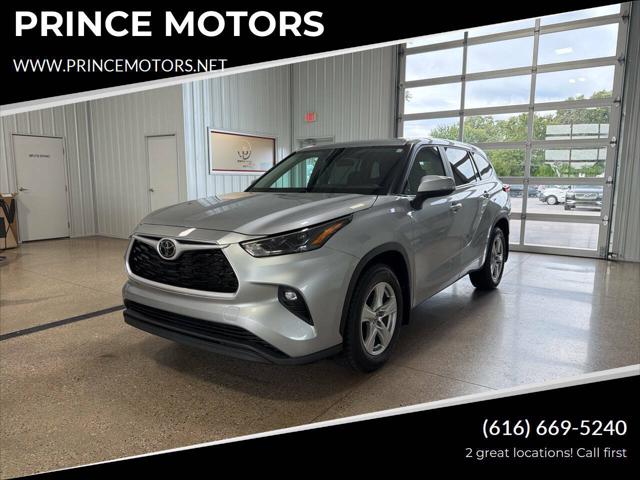 2023 Toyota Highlander LE for sale in Hudsonville, MI