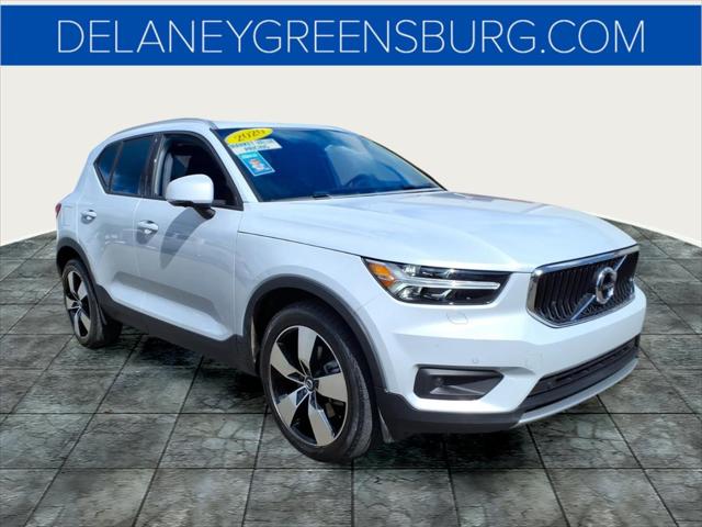 2020 Volvo XC40 T5 Momentum for sale in GREENSBURG, PA
