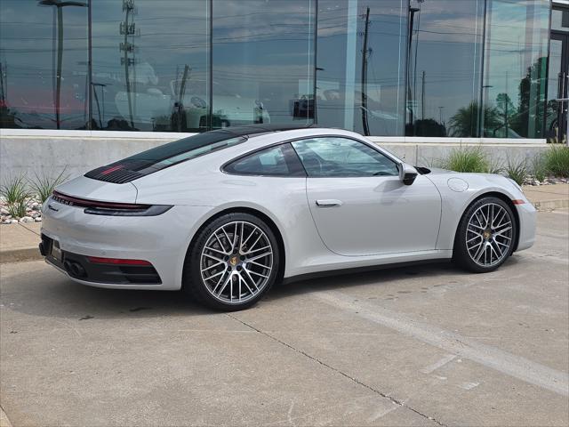 2024 Porsche 911 Carrera 4