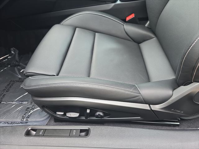 2024 Porsche 911 Carrera 4