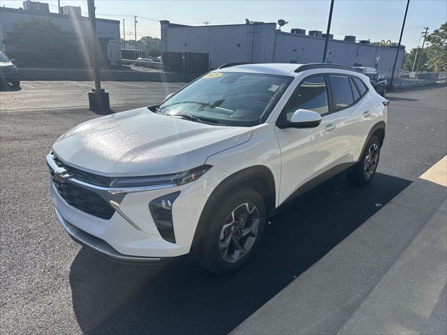 Used 2025 Chevrolet Trax FWD LT For Sale in Toledo, OH