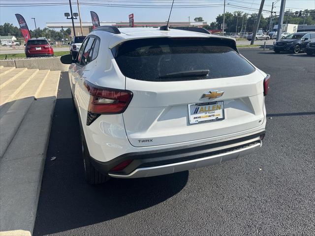 Used 2025 Chevrolet Trax FWD LT For Sale in Toledo, OH