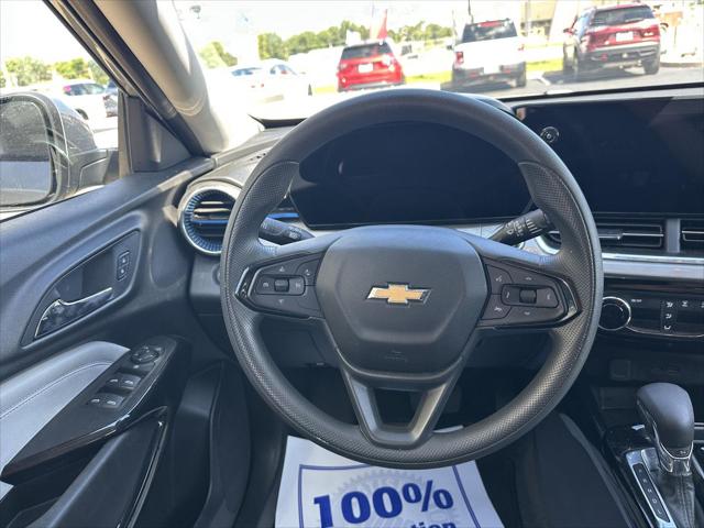 Used 2025 Chevrolet Trax FWD LT For Sale in Toledo, OH