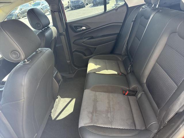 Used 2025 Chevrolet Trax FWD LT For Sale in Toledo, OH