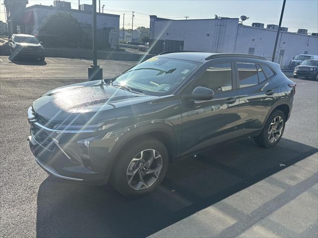 Used 2025 Chevrolet Trax FWD LT For Sale in Toledo, OH