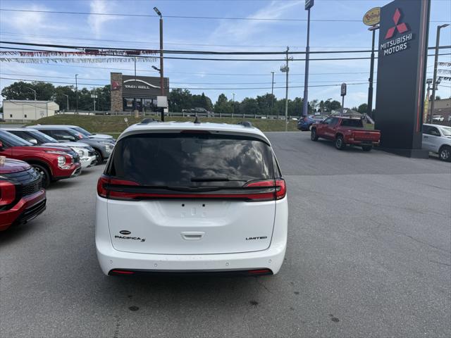 2025 Chrysler Pacifica Limited