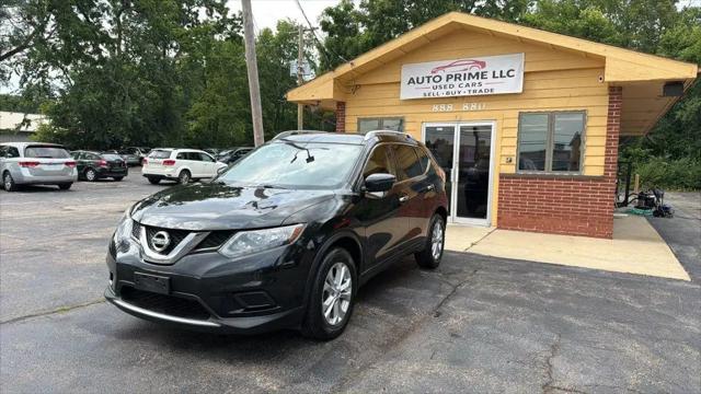 2016 Nissan Rogue SV for sale in Elgin, IL