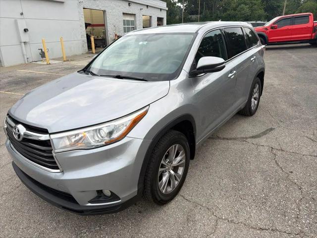 2015 Toyota Highlander LE Plus V6 for sale in Olathe, KS