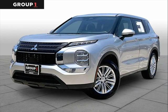2023 Mitsubishi Outlander ES 2.5 2WD for sale in Houston, TX