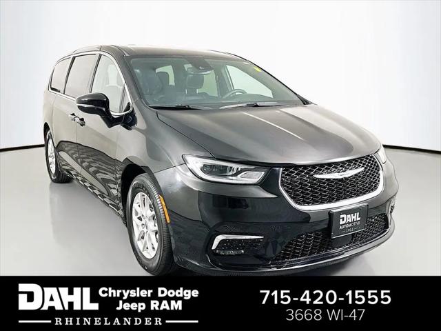 2025 Chrysler Pacifica Select for sale in Rhinelander, WI