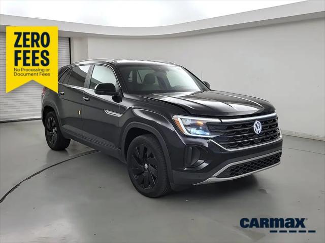 2025 Volkswagen Atlas Cross Sport 2.0T SE w/Technology for sale in Indianapolis, IN