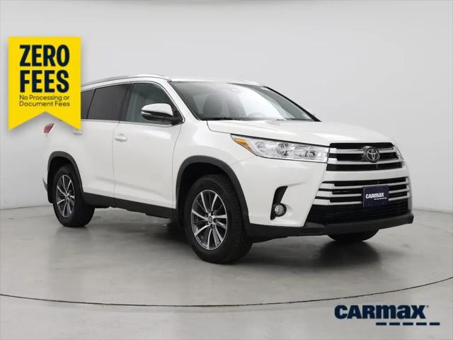 2019 Toyota Highlander XLE for sale in Springfield, IL