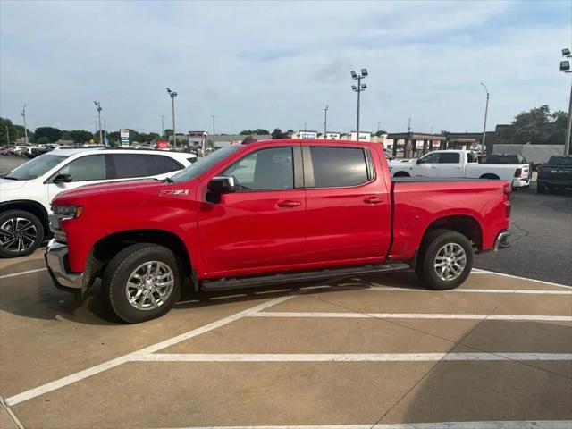 2022 Chevrolet Silverado 1500 4WD Crew Cab Short Bed LT for sale in Galesburg, IL