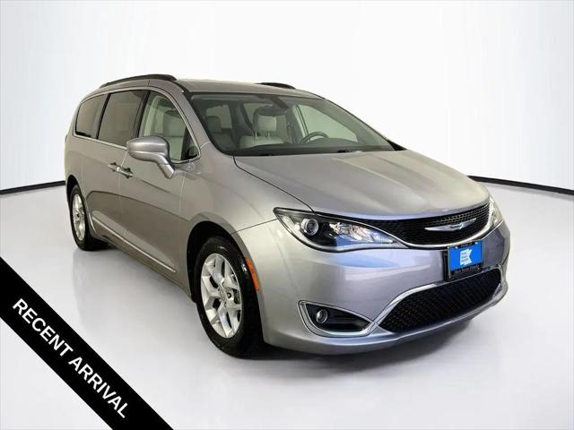 2017 Chrysler Pacifica Touring-L for sale in Austin, TX