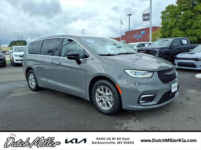 2025 Chrysler Pacifica Select for sale in Barboursville, WV