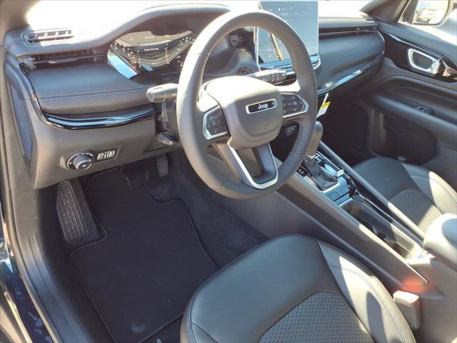 2027 Jeep Compass COMPASS LATITUDE ALTITUDE 4X4 2027 Jeep Compass COMPASS LATITUDE ALTITUDE 4X4