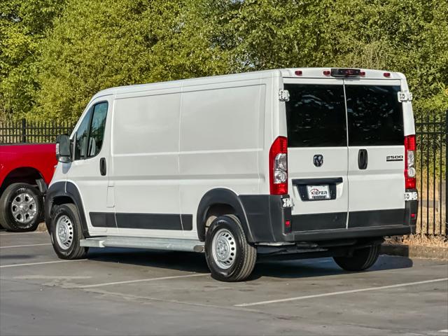 2025 Ram ProMaster 2500 Cargo Van Tradesman Low Roof 136 WB w/Pass Seat