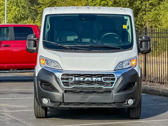 2025 Ram ProMaster 2500 Cargo Van Tradesman Low Roof 136 WB w/Pass Seat