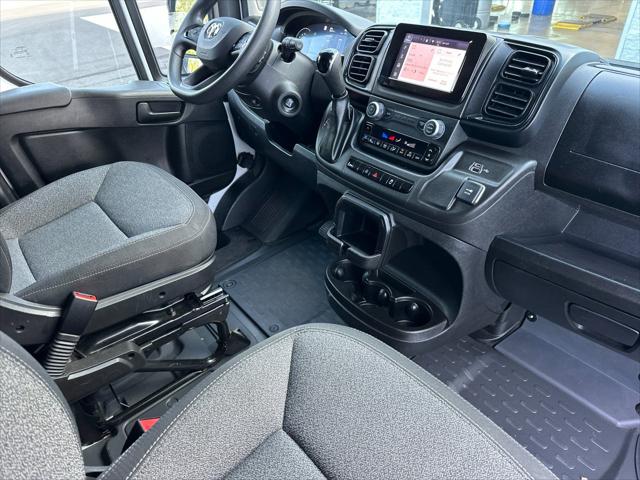 2025 Ram ProMaster 2500 Cargo Van Tradesman Low Roof 136 WB w/Pass Seat