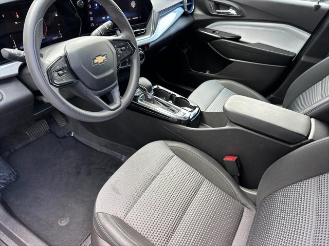 2025 Chevrolet Trax FWD LT