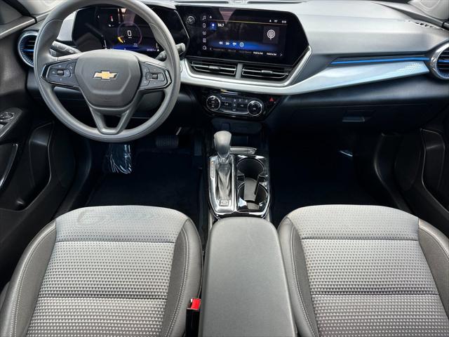 2025 Chevrolet Trax FWD LT