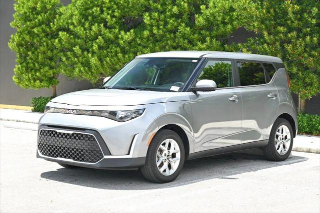 2023 Kia Soul S for sale in Miami, FL