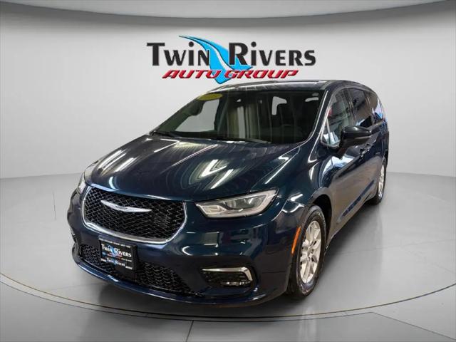 2023 Chrysler Pacifica Touring L for sale in Fairbury, NE