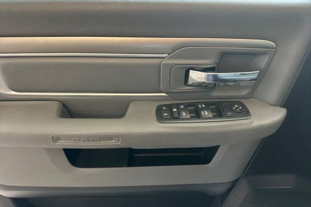 2017 Ram 1500 SLT Quad Cab 4x2 64 Box