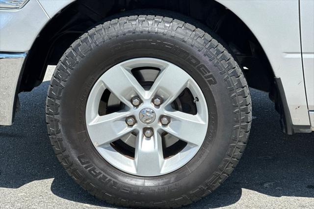 2017 Ram 1500 SLT Quad Cab 4x2 64 Box