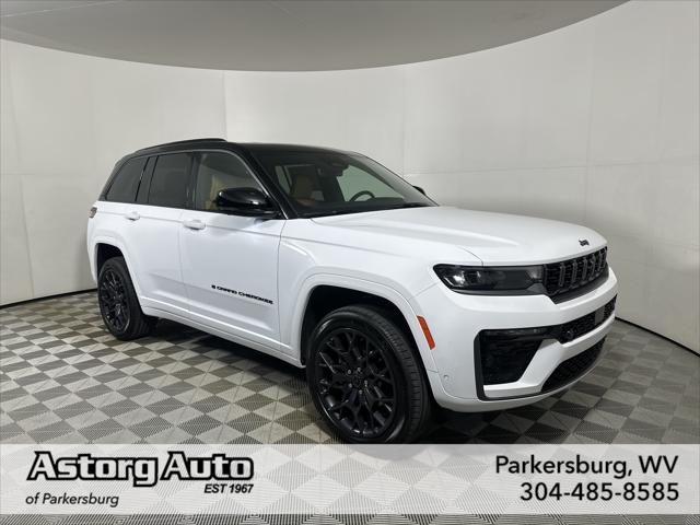 2027 Jeep Grand Cherokee GRAND CHEROKEE SUMMIT 4X4