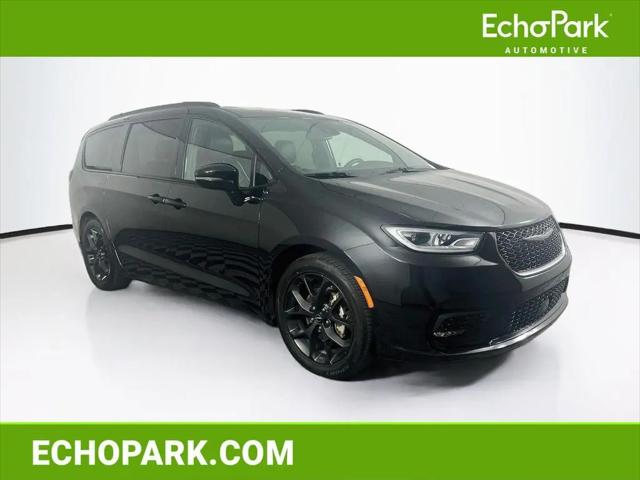 2025 Chrysler Pacifica Limited for sale in Roseville, CA