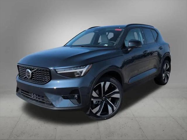 2026 Volvo XC40 Ultra, B5 AWD Gas (mild hybrid), Dark for sale in Troy, MI