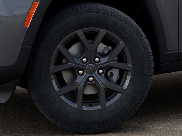 New 2027 Sting-Gray Clear-Coat Paint Jeep Laredo Altitude image 34
